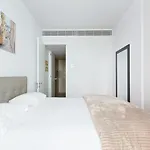 Spacious 1 Bedroom Near Baixa Lisboa