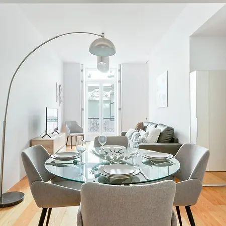 Spacious 1 Bedroom Near Baixa Lägenhet Lisboa