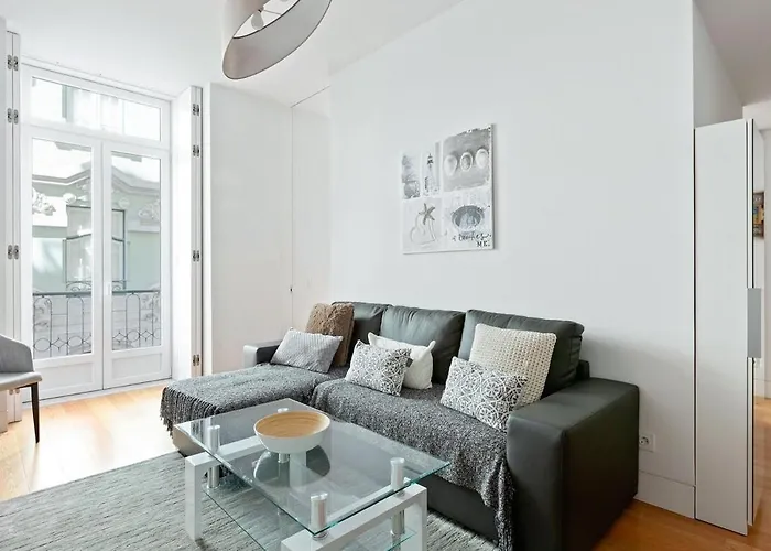 Spacious 1 Bedroom Near Baixa Appartamento *